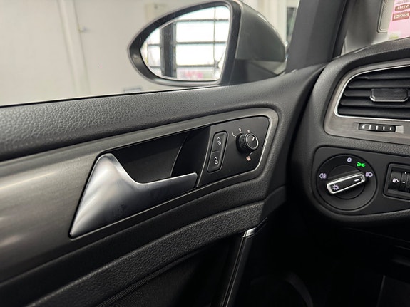 Volkswagen Golf I 12 of 25