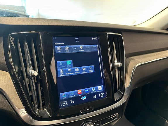 Volvo V60 Cross Country 14 of 17