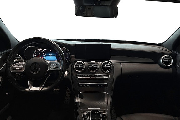 Mercedes-Benz C200 16 of 30