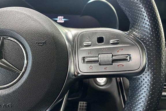 Mercedes-Benz C200 20 of 30