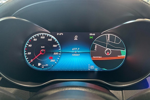 Mercedes-Benz C200 21 of 30