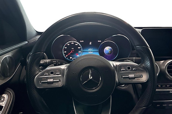 Mercedes-Benz C200 17 of 30