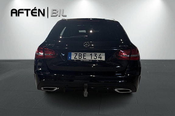 Mercedes-Benz C200 9 of 30