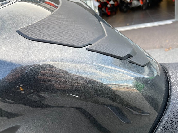 Kawasaki Z900 3 of 3