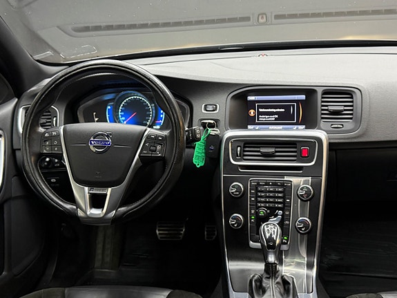 Volvo V60 12 of 22
