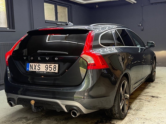 Volvo V60 4 of 22