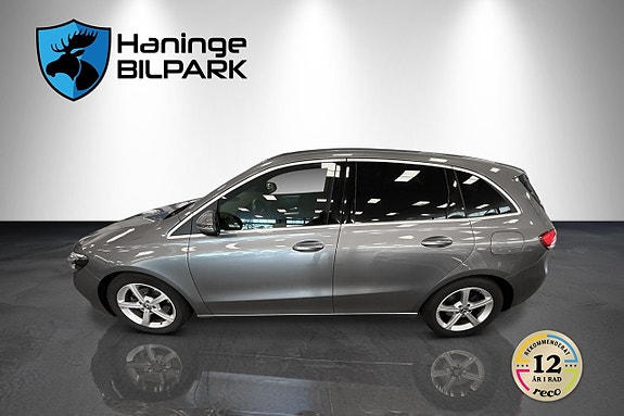 Mercedes-Benz B180 9 of 26