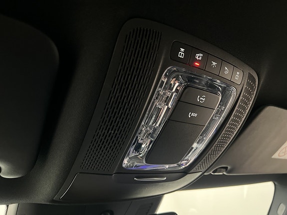 Mercedes-Benz A200 28 of 30