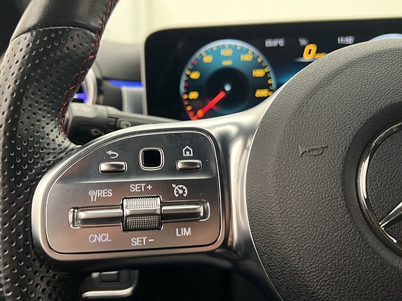 Mercedes-Benz A200 18 of 30