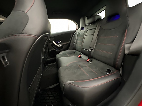 Mercedes-Benz A200 16 of 30