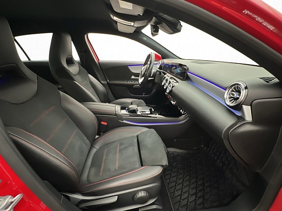 Mercedes-Benz A200 14 of 30