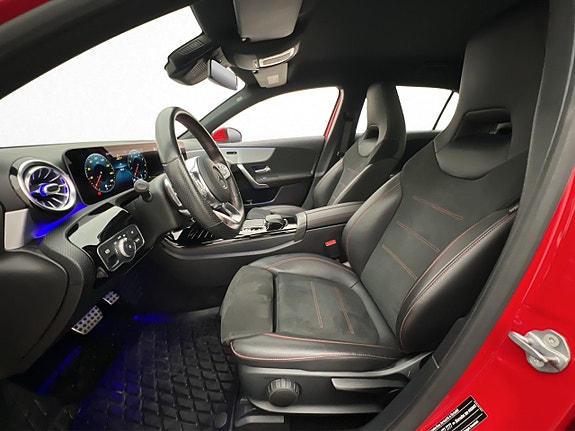 Mercedes-Benz A200 11 of 30