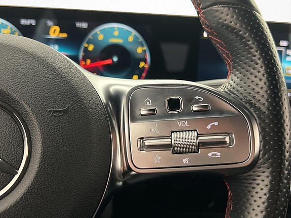 Mercedes-Benz A200 19 of 30