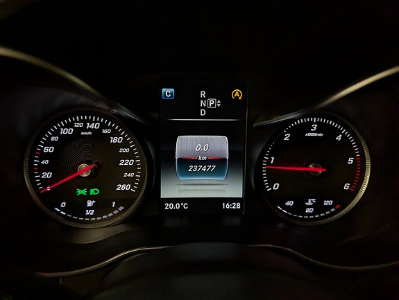 Mercedes-Benz C220 d 11 of 18