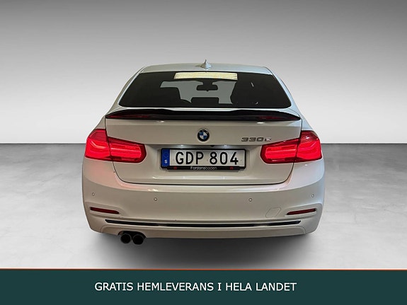 BMW 330e 3 of 26
