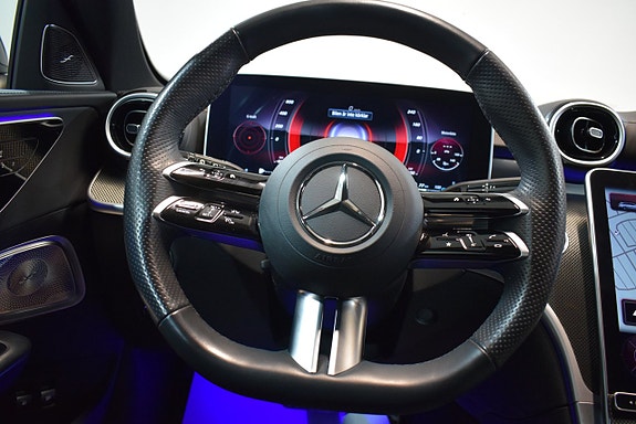 Mercedes-Benz C300 17 of 24