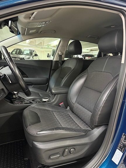 Kia Niro 11 of 24