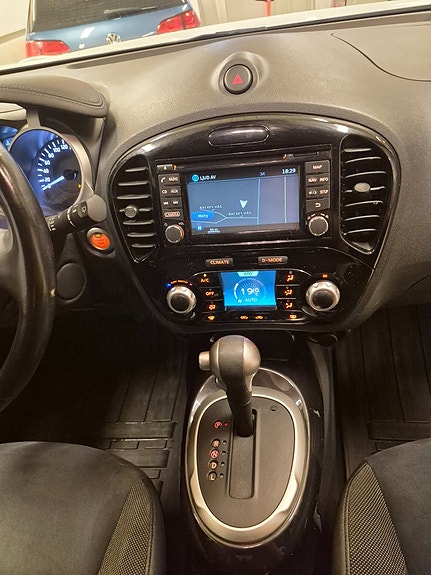 Nissan Juke 9 of 12