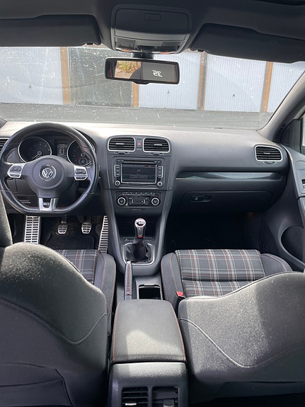 Volkswagen Golf VI 8 of 11