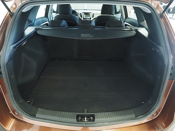 Hyundai i30 17 of 25