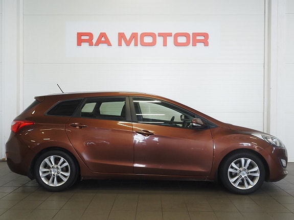 Hyundai i30 4 of 25