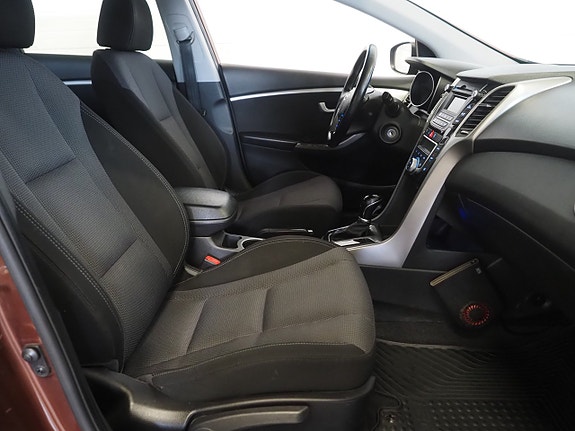 Hyundai i30 10 of 25