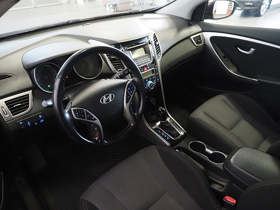 Hyundai i30 14 of 25