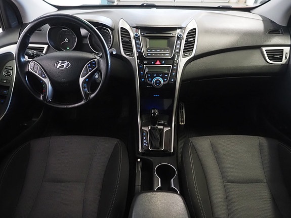 Hyundai i30 12 of 25