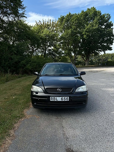 Opel Astra 3 of 10