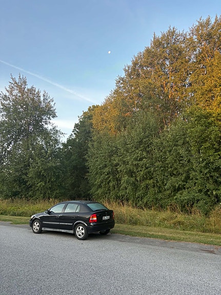 Opel Astra 2 of 10