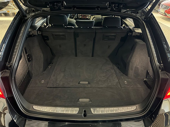 BMW 320d 13 of 29