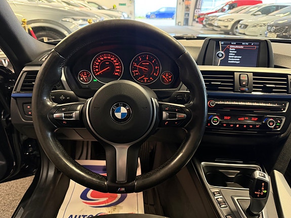 BMW 320d 24 of 29