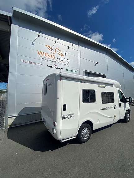 WINGAMM Brownie 5.8 (150HK) HELGJUTEN KAROSS! Nedsänkbar dubbelbädd! Stor lounge! Endast 5,9m! UNIK! 19 of 19