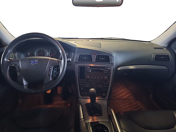 Volvo XC70 7 of 14