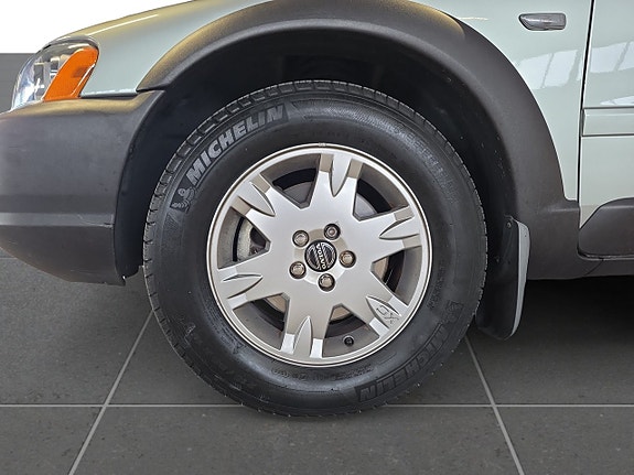 Volvo XC70 11 of 14