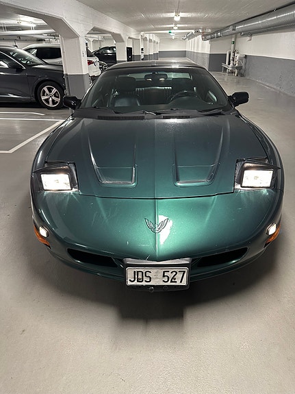 Pontiac Firebird 13 of 17