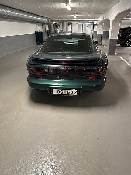 Pontiac Firebird 5 of 17