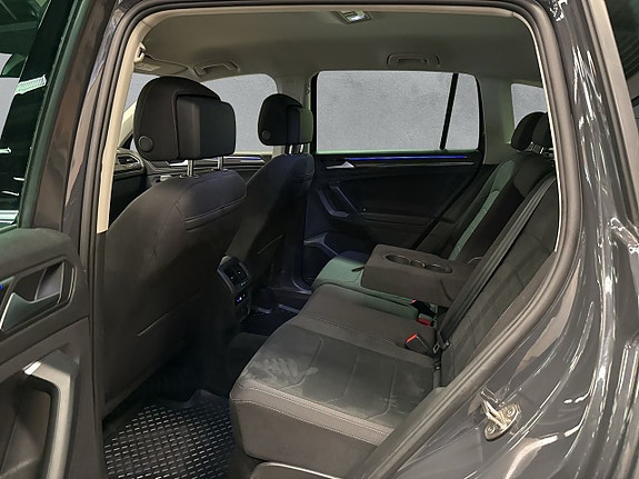 Volkswagen Tiguan 11 of 27