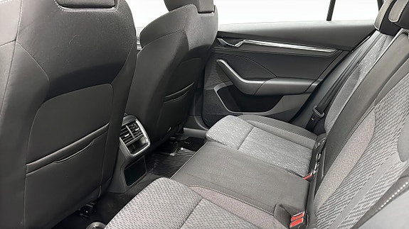 Skoda Octavia 11 of 19