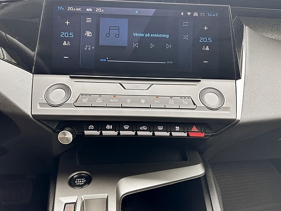 Peugeot 308 SW 10 of 16