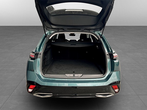 Peugeot 308 SW 16 of 16