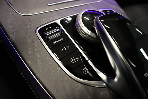 Mercedes-Benz CLS450 23 of 30