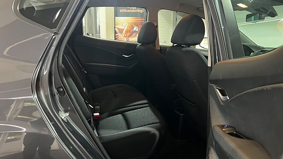 Hyundai ix20 8 of 12