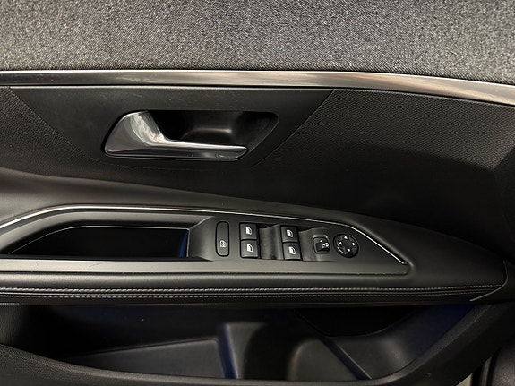 Peugeot 5008 14 of 29