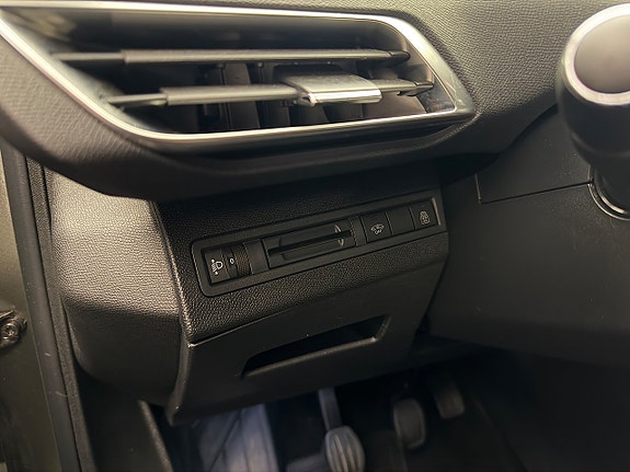 Peugeot 5008 15 of 29