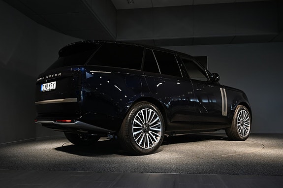 Land Rover Range Rover 6 of 25