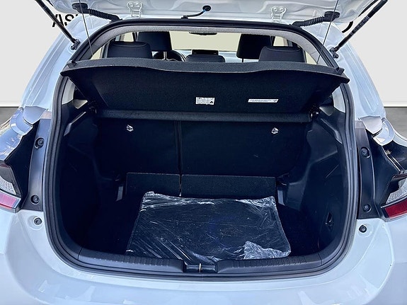 Toyota Yaris 11 of 14