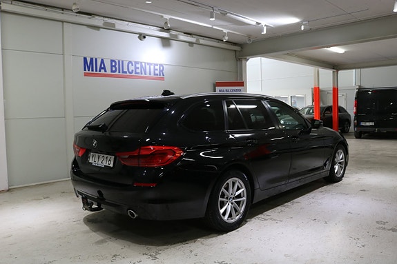 BMW 520d 4 of 23