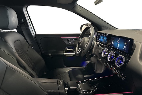 Mercedes-Benz EQA250 10 of 27