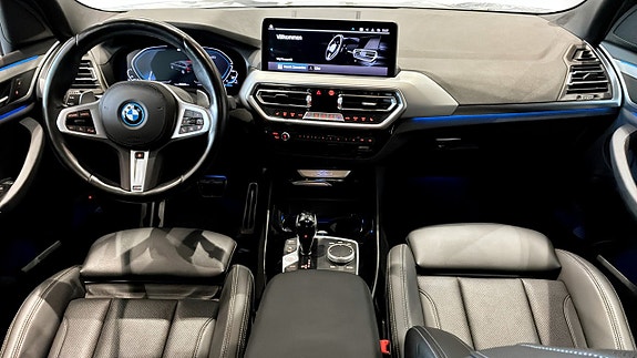BMW X3 4 of 9